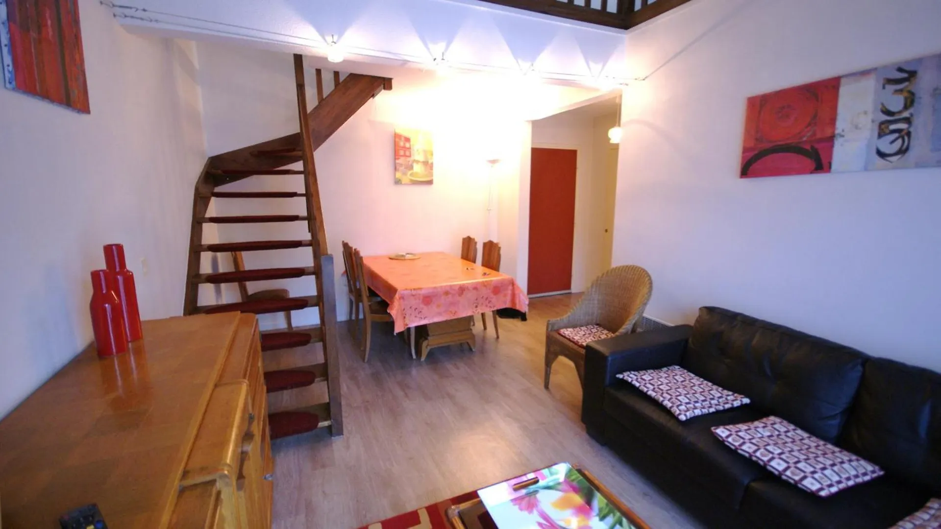 Apartment Appartements Barcelonette By Praloup Vacances Barcelonnette France